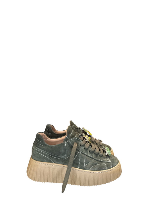 Sneakers onda con applicazione strass