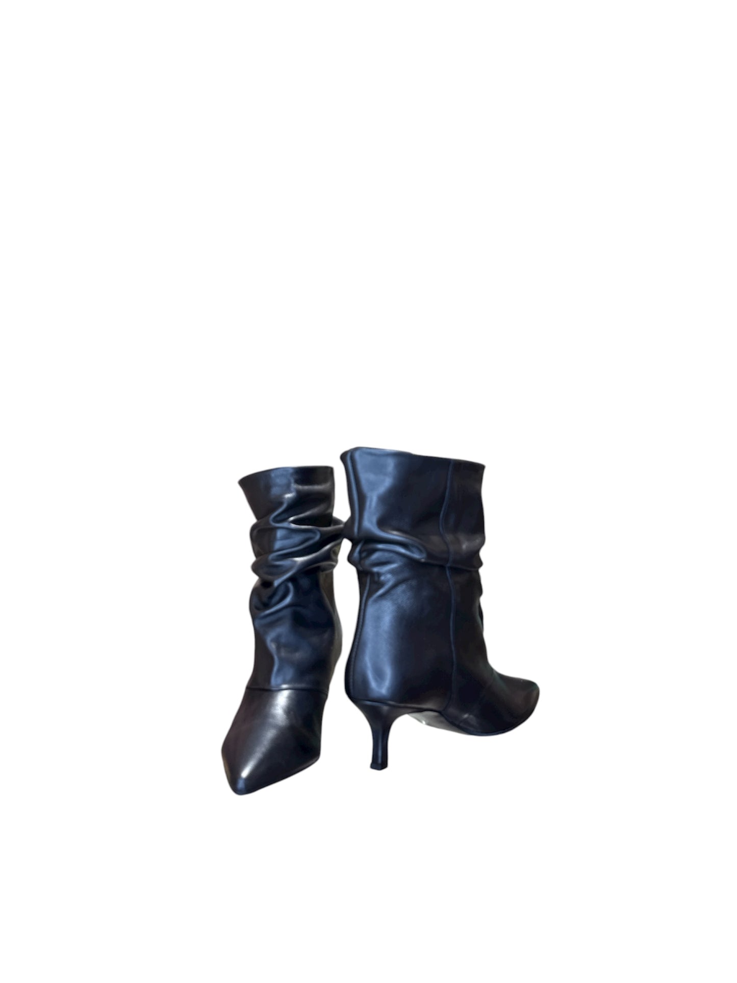 Stivaletti arricciati in nero