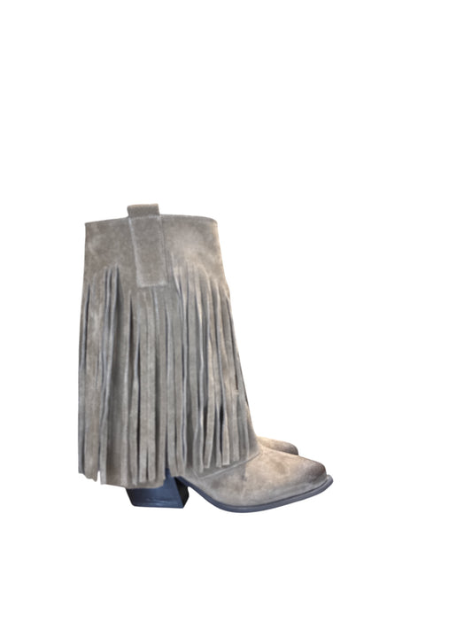 Stivali piegone e frange